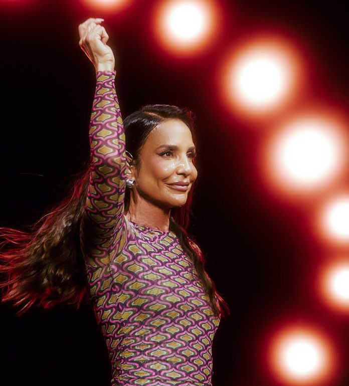 Ivete Sangalo aposta em ‘Vampirinha’ e em feat com cantor Xanddy Harmonia em ‘Oxente’ para animar o Carnaval