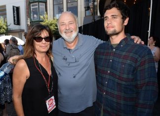 Nick Reiner, filho de Rob Reiner, se declara inocente do assassinato dos pais