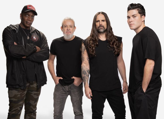 sepultura-foto-stephanie-veronezzi