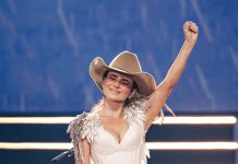 Paula Fernandes canta músicas inéditas com Ana Castela e Simone Mendes na gravação ao vivo de álbum audiovisual