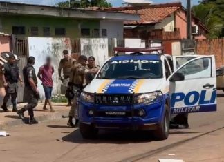 Homem se tranca em casa com faca e é preso por violência doméstica após duas horas de negociação, diz PM