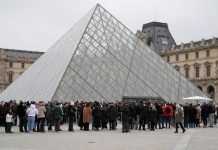 Museu do Louvre está ‘no limite’, alerta novo presidente