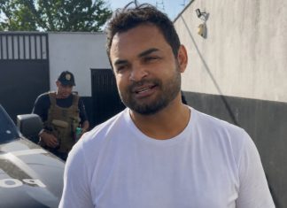 Ex-prefeito é preso durante operação contra desvio de recursos públicos no TO