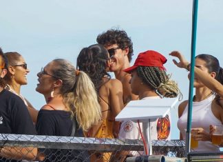 Shawn Mendes se declara a Bruna Marquezine: ‘Você mudou minha vida’
