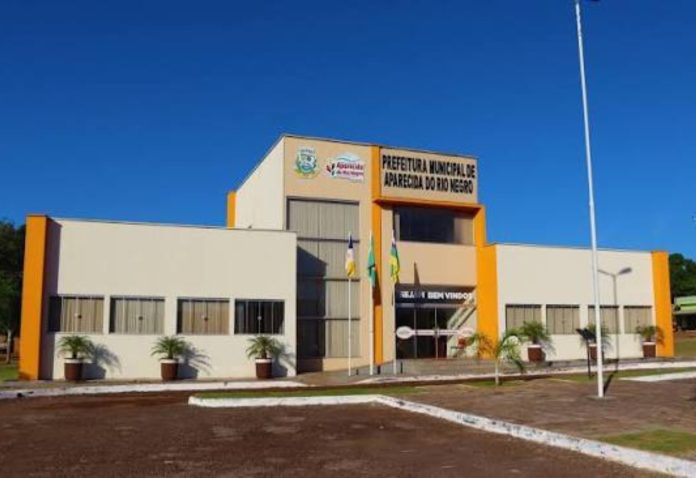 copia-de-modelo-foto-fundo-borrado-21-